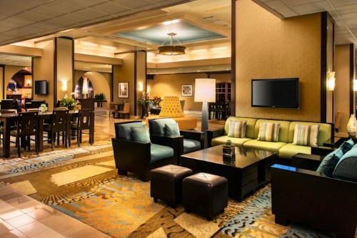 Marriott LAX lobby bar